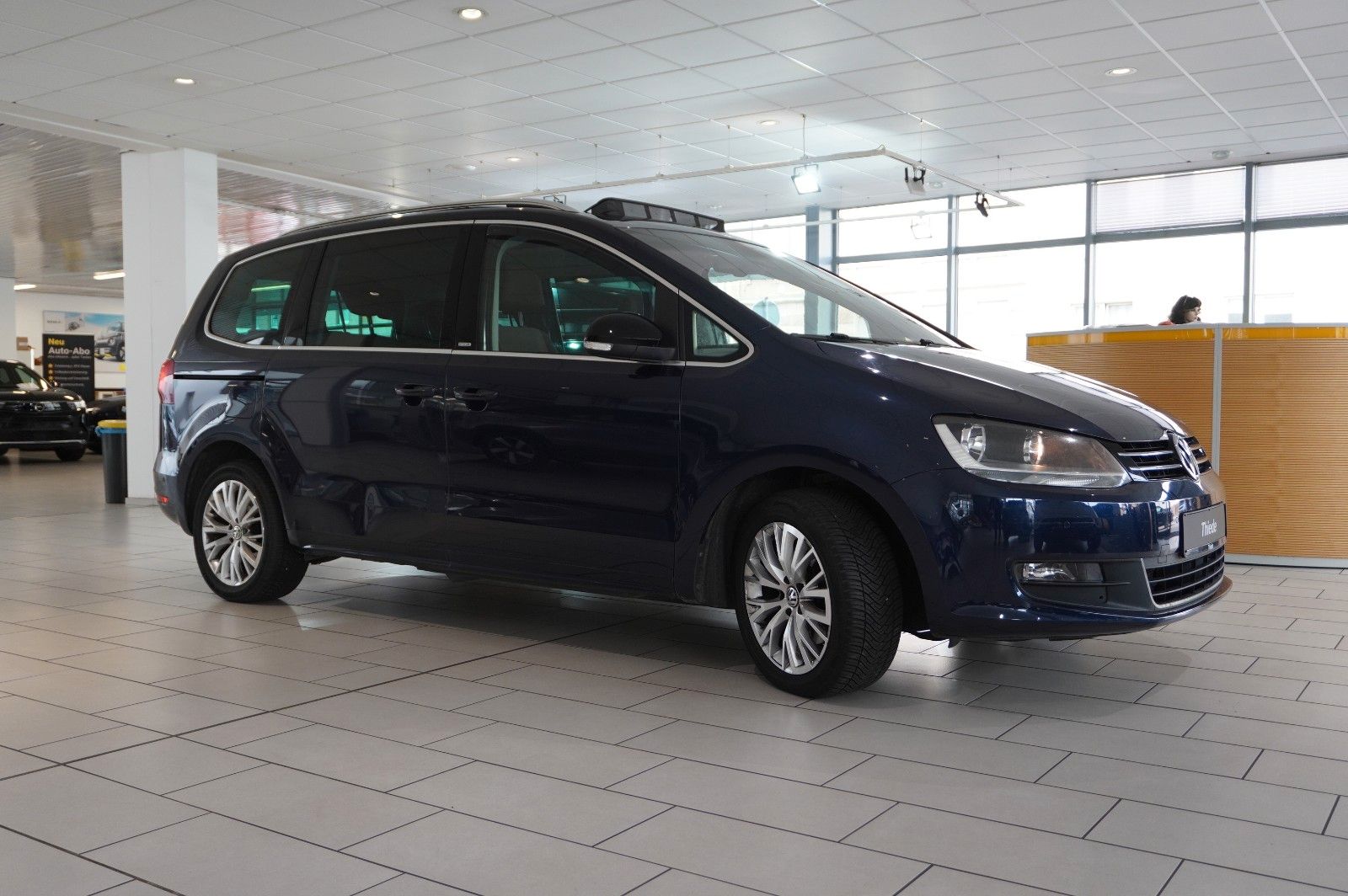Fahrzeugabbildung Volkswagen Sharan 1.4 TSI STYLE 7-SITZE NAVI/PANO./SPORT/SH