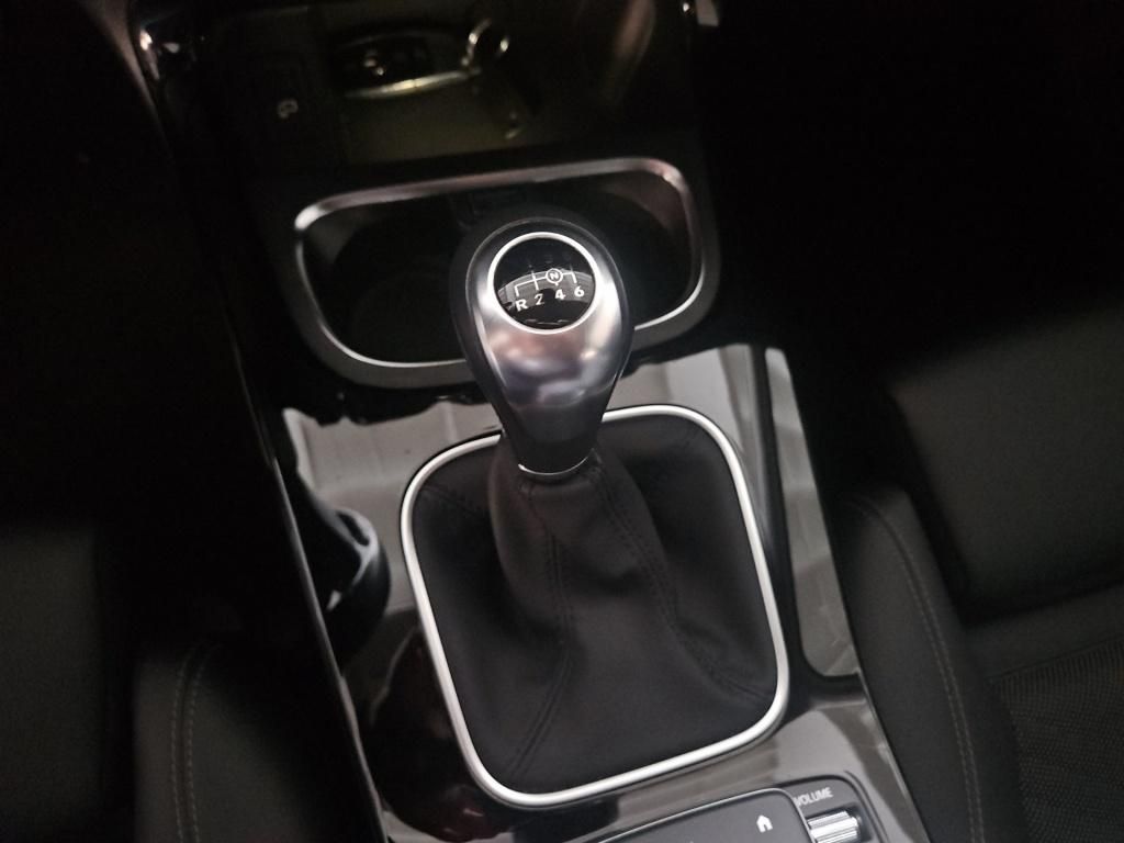 Fahrzeugabbildung Mercedes-Benz B 200 Style Multibeam Totwi. Parkpilot KeylessGO