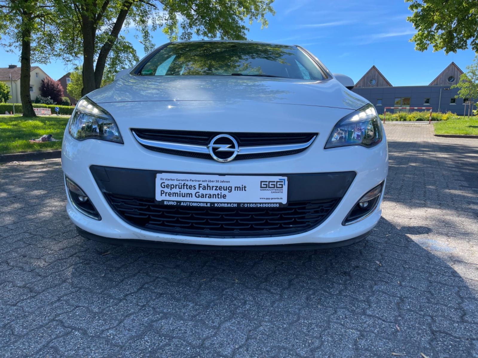 Opel Astra J Lim. 5-trg. Fun