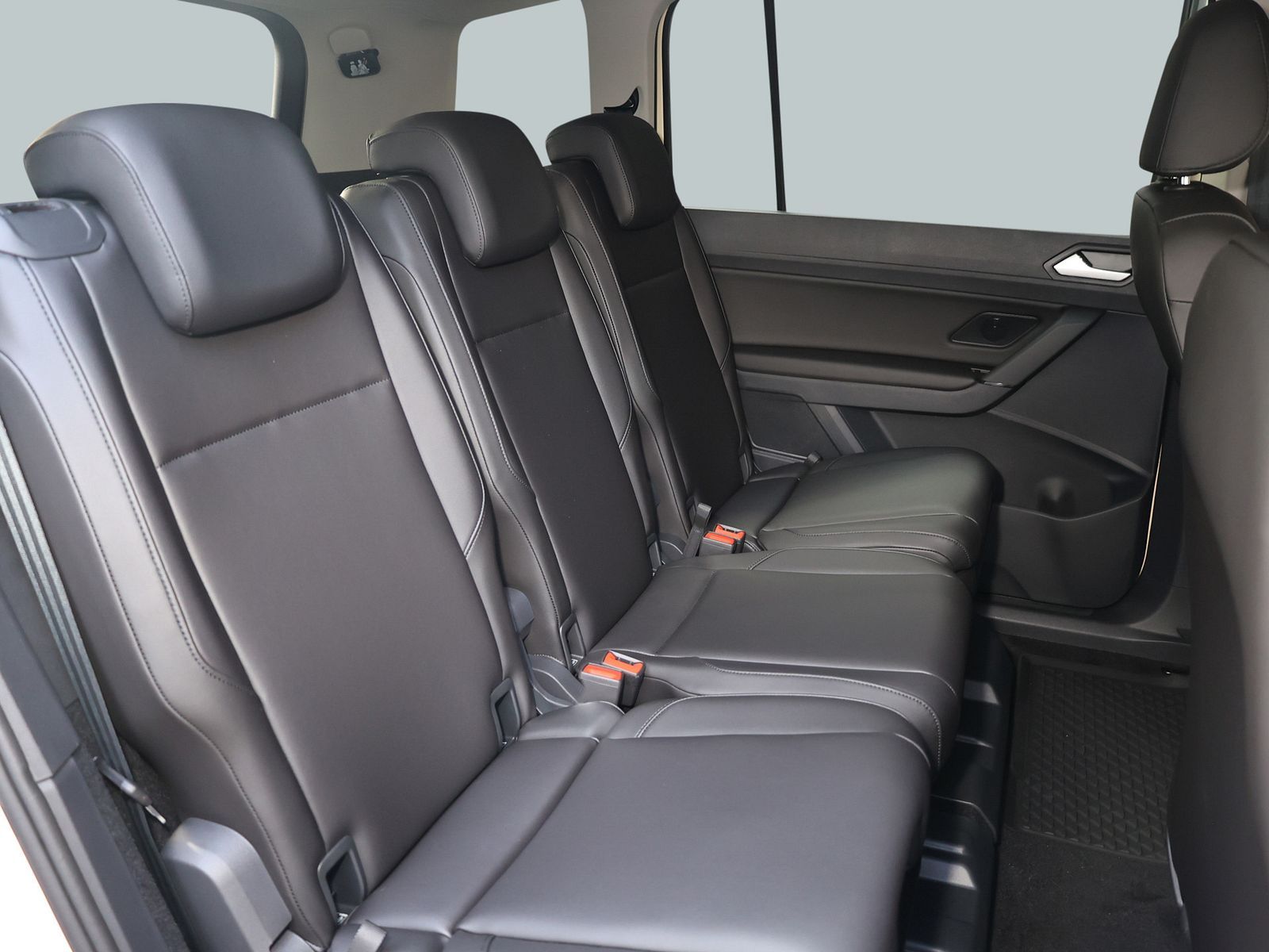 Volkswagen Touran - Bild 15