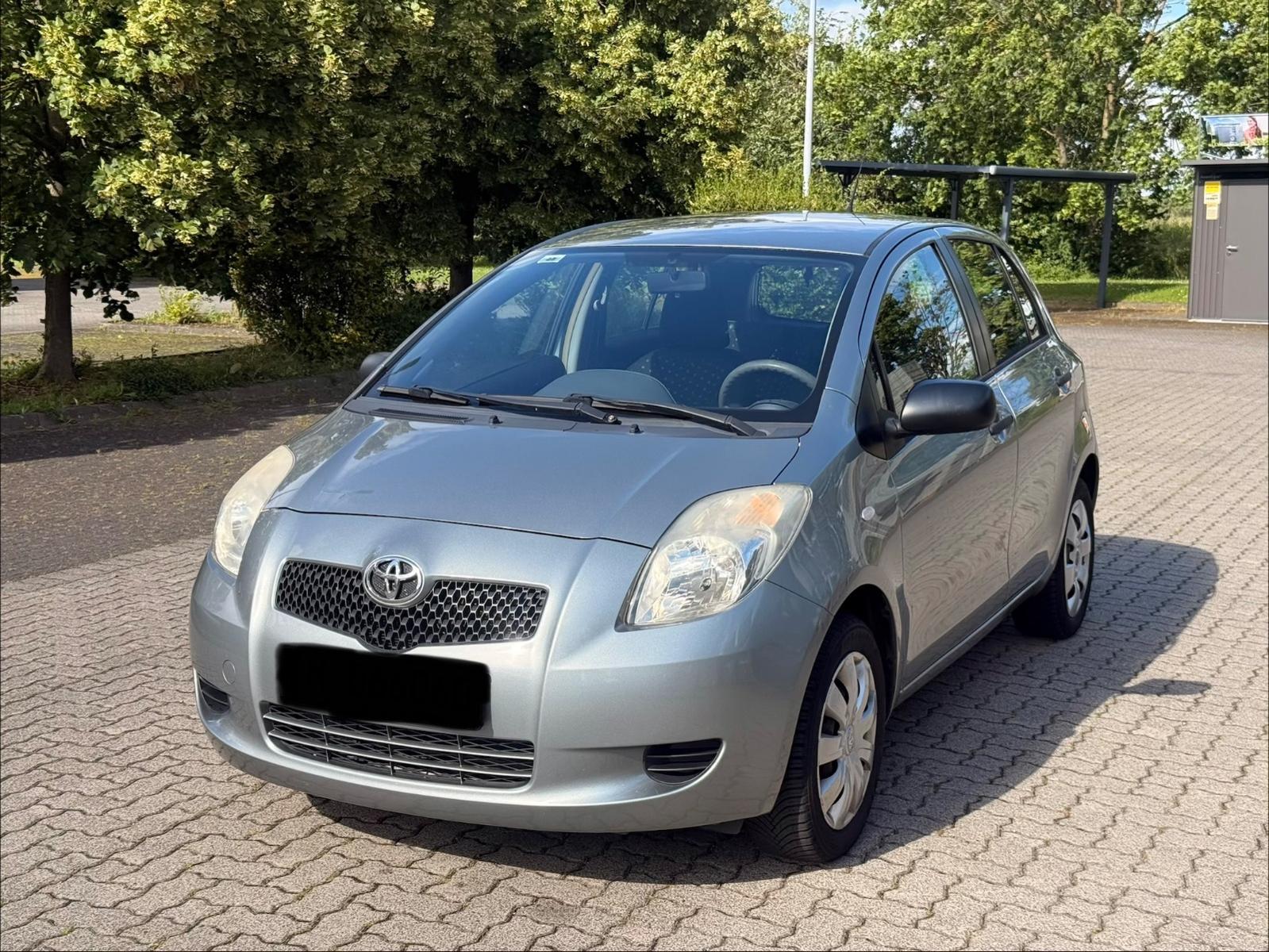 Toyota Yaris 1,0-l-VVT-i Cool Top Zustand TÜV 08.2027!!