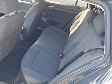 Volkswagen Golf - 12