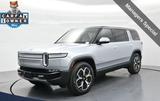 Andere Rivian R1S Adventure Quad-Motor 2024 € 77.000 T1 - Andere mit Elektro-Antrieb: Allwetterreifen