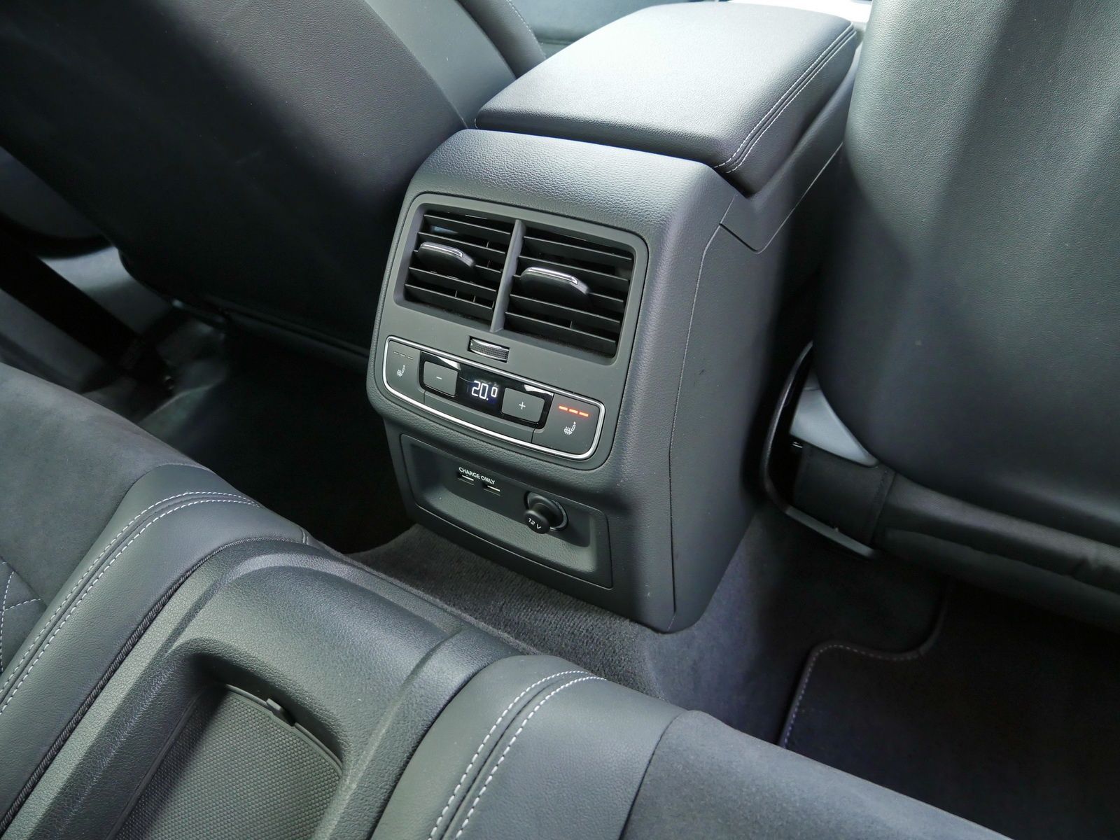Audi S5 - Bild 17