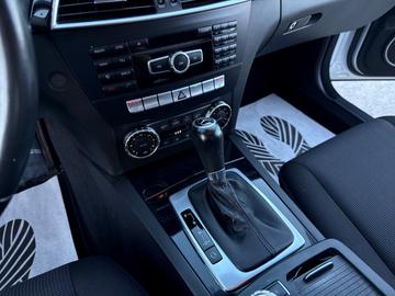 صورة مصغرة 18 لـ 2012 Mercedes-BENZ C 220