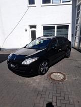 Renault Megane Grandtour Bose Edition+Panorama Schiebed.
