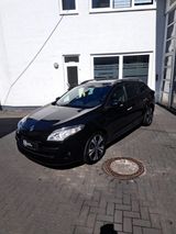 Renault Megane Grandtour Bose Edition+Panorama Schiebed.