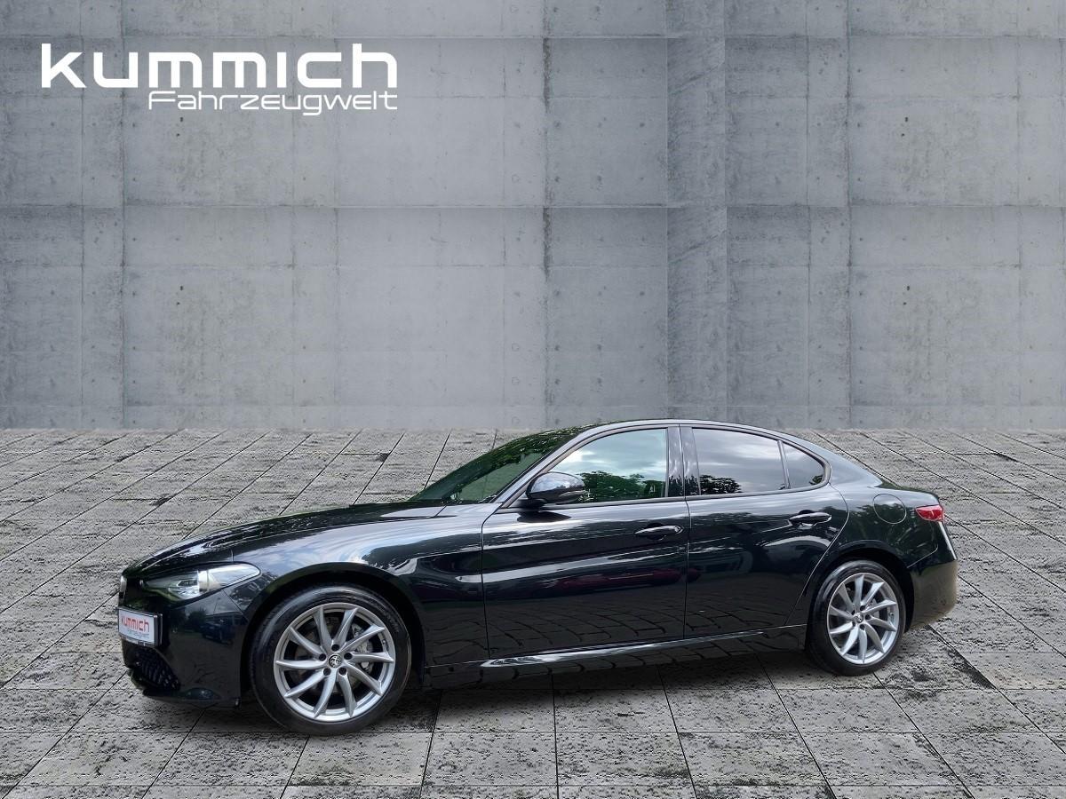 Alfa Romeo Giulia Sprint 2.0T 200PS AT8