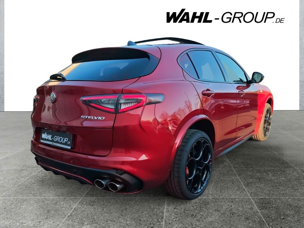 Alfa Romeo Stelvio - Bild 5