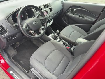 Kia Rio 1.4 CVVT SPIRIT 109PS SCHALTGETRIEBE