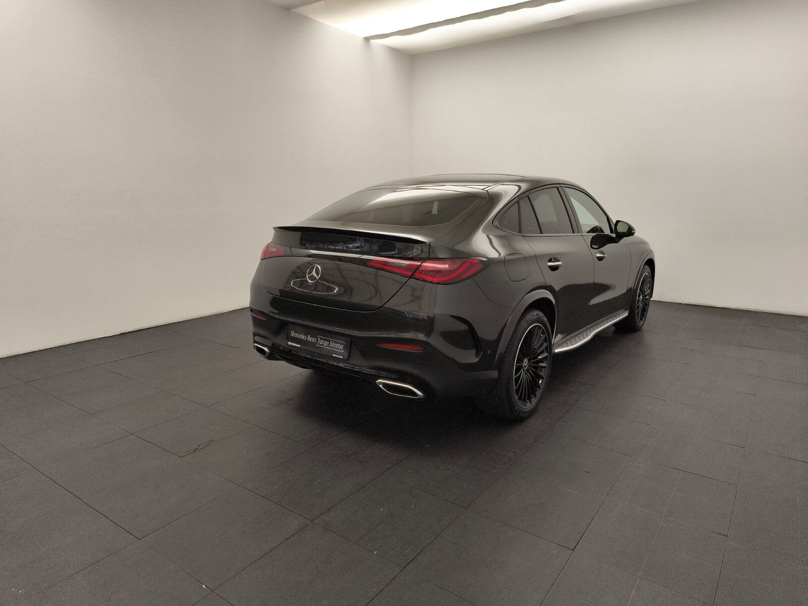 Mercedes-Benz GLC 220d 4M Coupé AMG Night Pano Distr AHK Burm foto 5