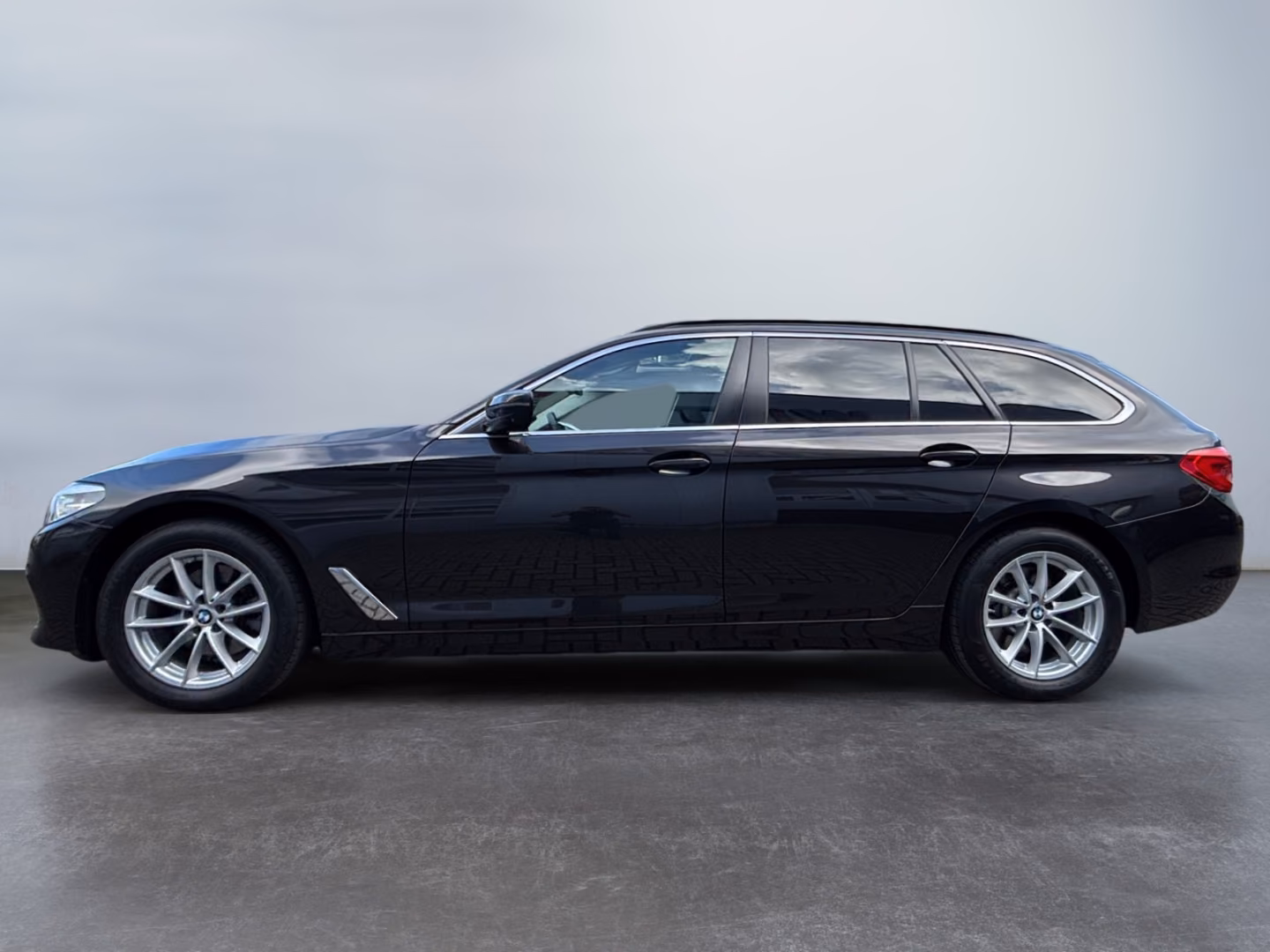 BMW 520 d Touring *LED*360°*Pano*AHK*PDC*Niveau*SHZ*