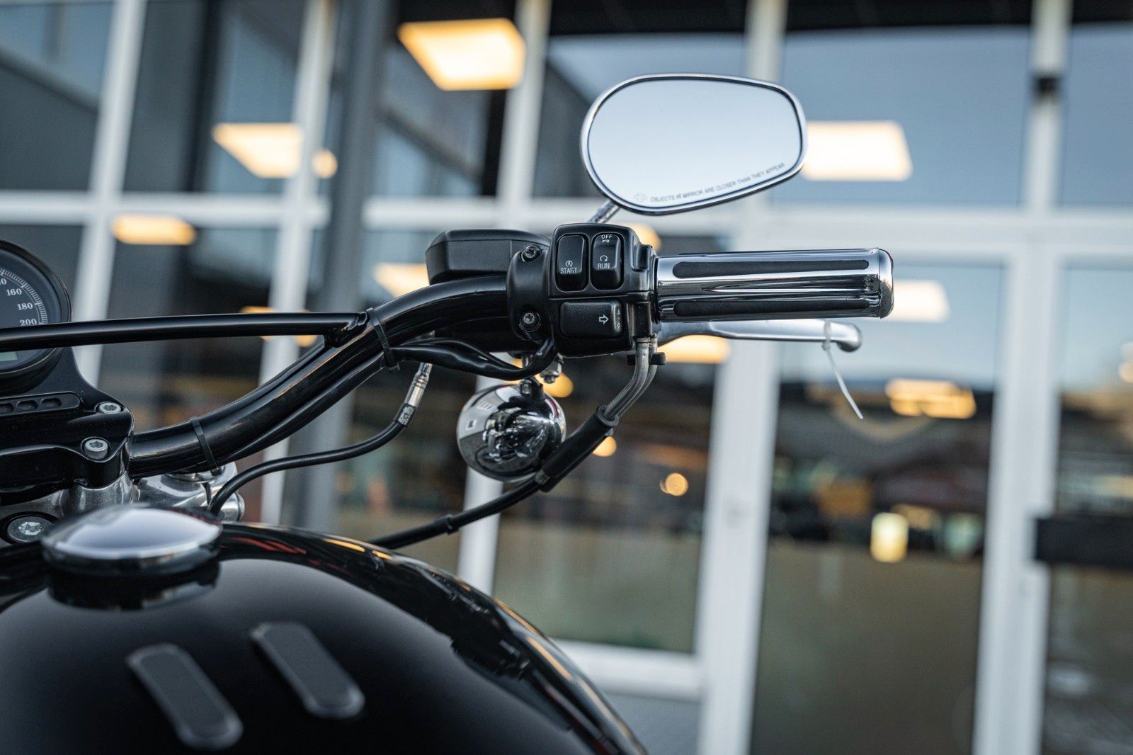 Fahrzeugabbildung Harley-Davidson XL883L SUPERLOW SPORTSTER