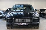 Porsche Cayenne GTS SportChrono Pano Bose Kamera MY22 - Porsche Cayenne Gebrauchtwagen in Duisburg