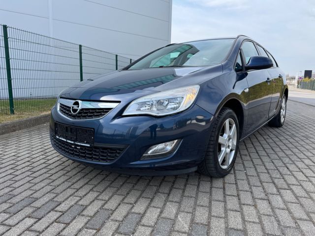 Opel Astra J Sports Tourer Selection