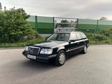 Mercedes-Benz W124 E 220 T-Modell 