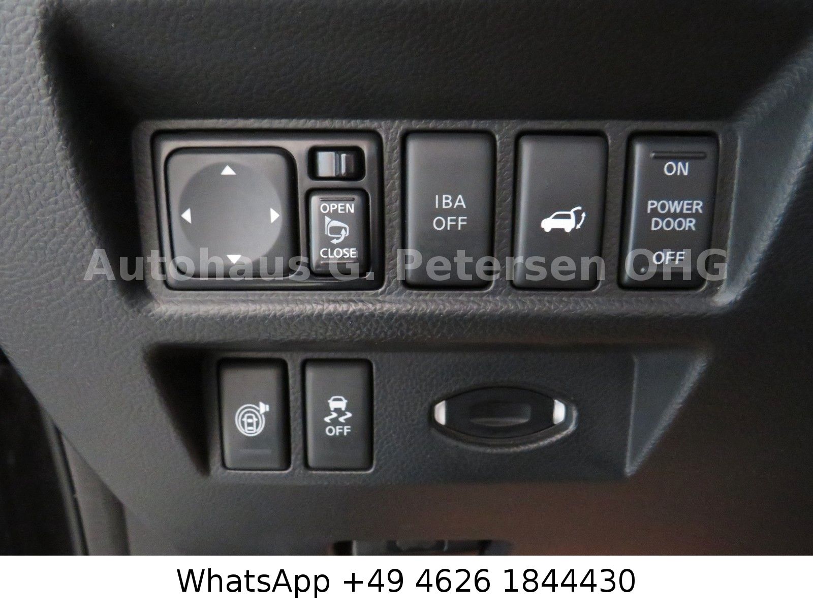 Fahrzeugabbildung Infiniti FX FX30d/*Leder*Xenon*Sitzbelü*Spurhalte*LM 21*