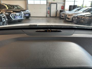 MYAUTOCENTER – Gebraucht- und Jahreswagen mit Werkstattservice in Pfaffenhofen Mercedes-Benz C 250 *MEMORY*HarmanKardon*2-ZONEN*NAV*SPORT*