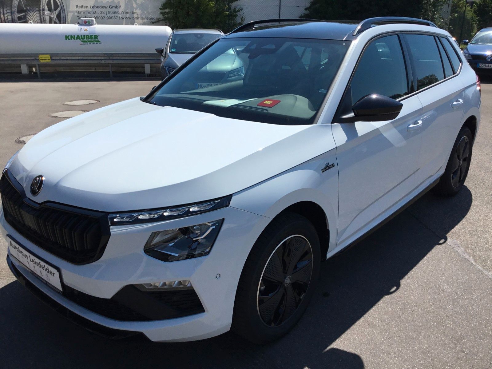 Fahrzeugabbildung SKODA Kamiq 1.5 TSI DSG Monte Carlo+AHK+Navi+Kamera