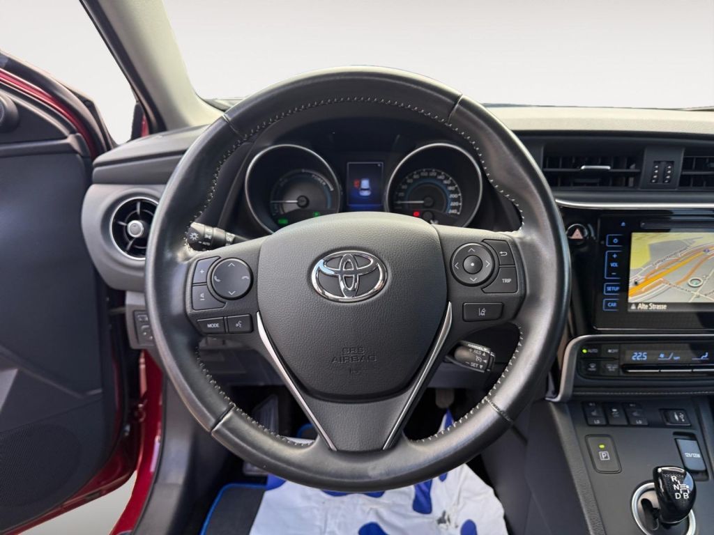 Fahrzeugabbildung Toyota Auris 1.8 VVT-i Hybrid Automatik Edition-S