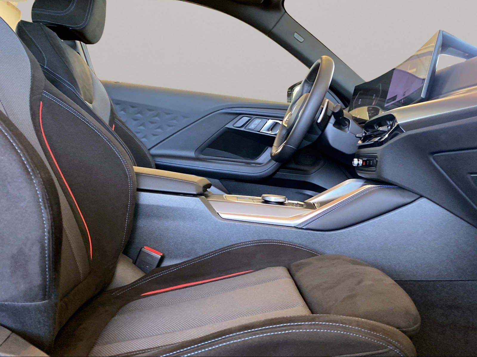 BMW 218 - Bild 5