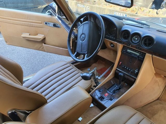 Fahrzeugabbildung Mercedes-Benz SL 560 R107 Wertgutachten Vollabnahme