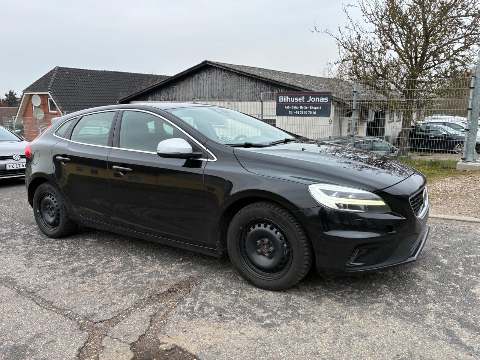 Volvo V40 Momentum 2,0 D4 190Hk R-Design