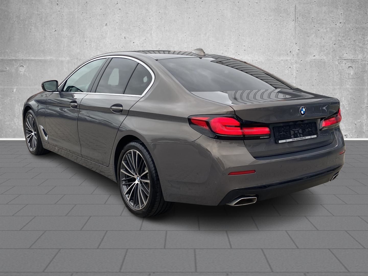 BMW 530 I xDrive HUD StandHZG ACC SHZ LHZ HUD LED 36 foto 5