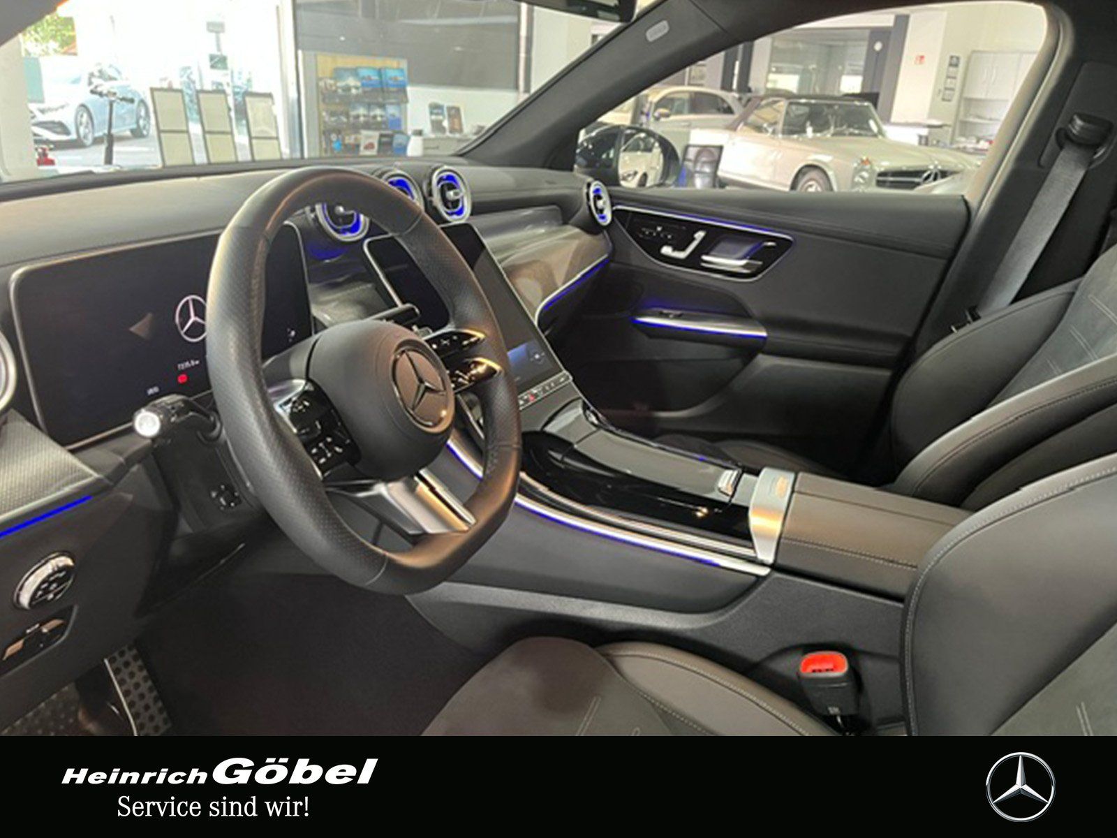 Fahrzeugabbildung Mercedes-Benz GLC 300 d 4M Coupé AMG+PANORAMA+DIGITAL+20"+AHK