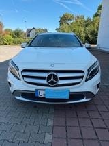 Mercedes-Benz Mercedes GLA 180 Score Urban, Xenon, SHZ, ... - Mercedes-Benz GLA-Klasse Gebrauchtwagen in Leipzig