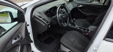 Ford Focus - 12