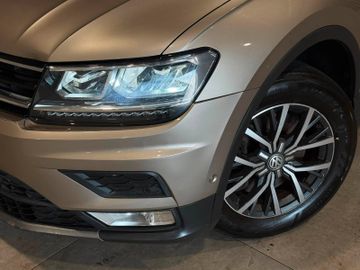 Volkswagen Tiguan - 2