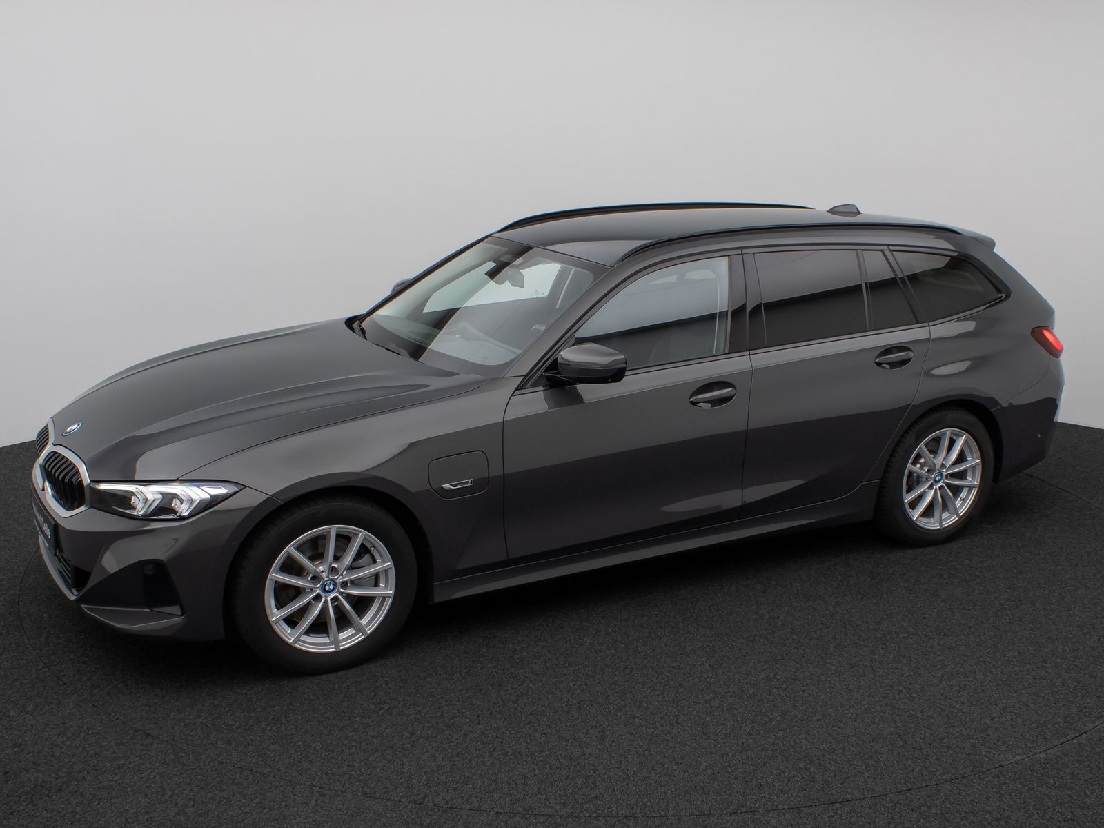 Fahrzeugabbildung BMW 320e 360°DAB MDach Leder ACC Komfort Alarm Sport