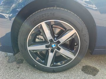 BMW 223d xDrive Active Tourer Head-Up DAB LED WLAN