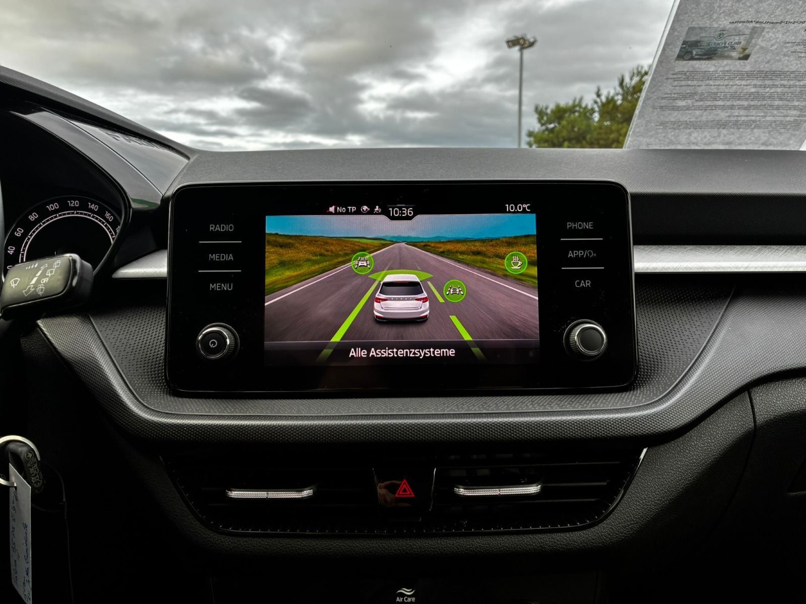 Fahrzeugabbildung SKODA Fabia 95PS 5-Gang*PDC*SHZ*SmartLink*Allwetter