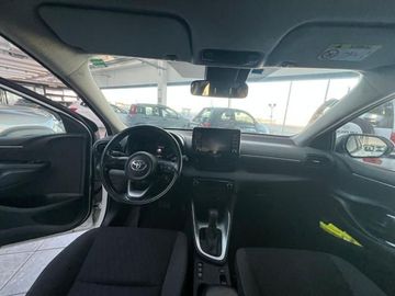 Toyota Yaris - 7