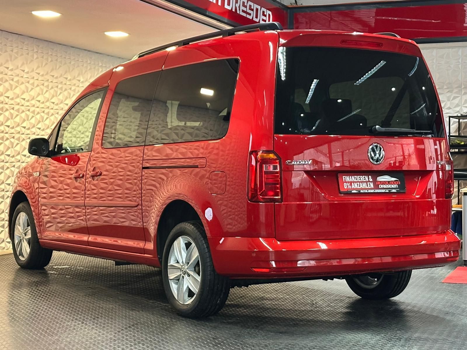 VW Caddy Maxi 2.0TDI COMFORTLINE* TEMPO#SHZ#FH#SH - Image 5