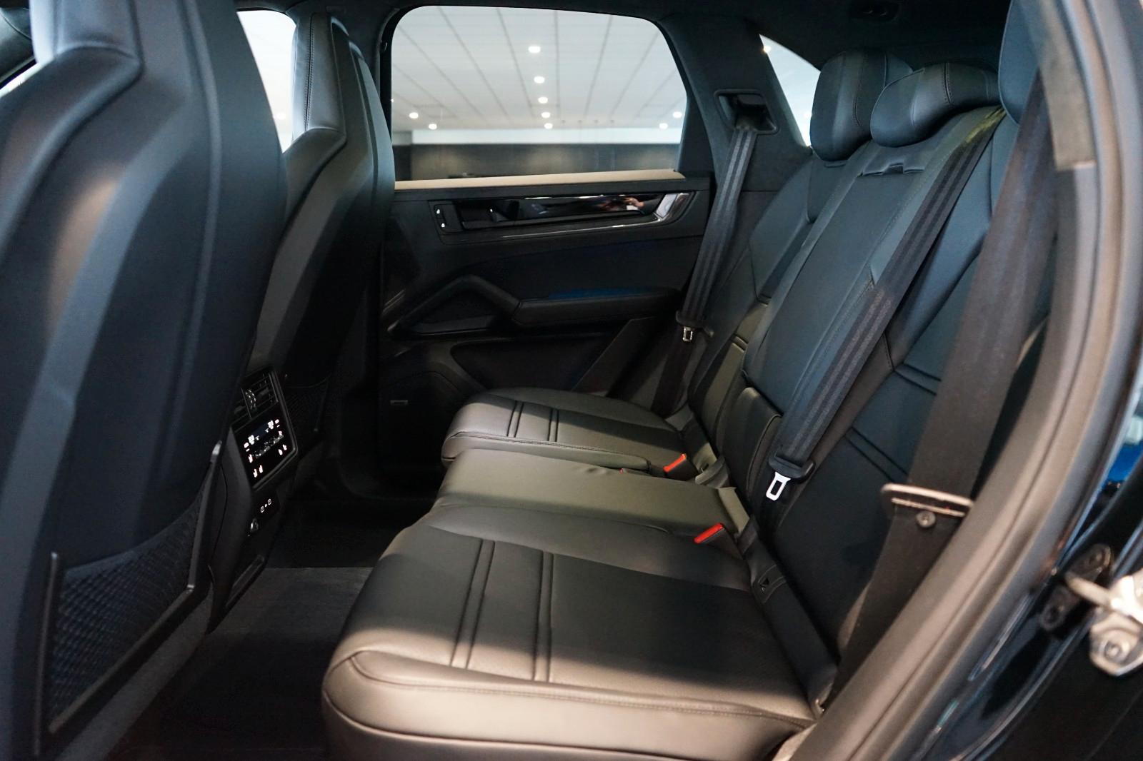 Porsche Cayenne GTS | Pano | SportDesign | Carbon | 22"
