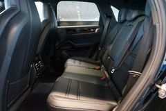 PORSCHE Cayenne GTS | Pano | SportDesign | Carbon | 22" PORSCHE Cayenne GTS | Pano | SportDesign | Carbon | 22"