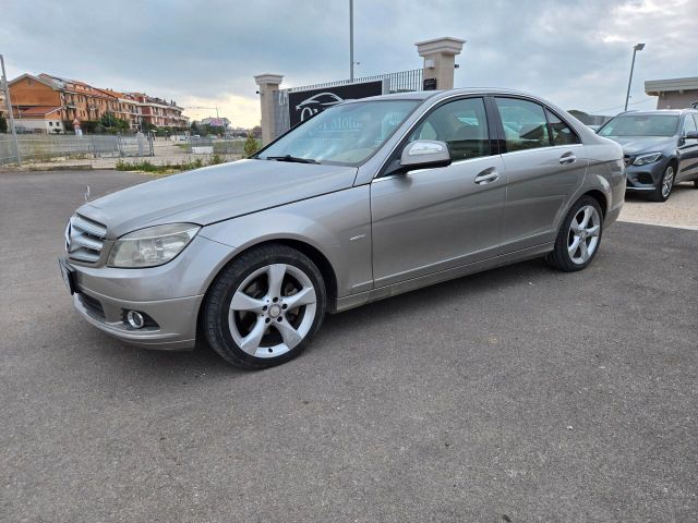 Mercedes-Benz Mercedes-benz C 220