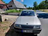 Opel Vectra 1.8i GL GL - Opel Vectra: Gl