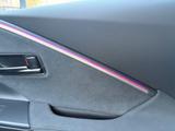 Toyota C-HR Plug-in Hybrid Lounge | Wie neu | - Toyota C-HR: Panoramadach