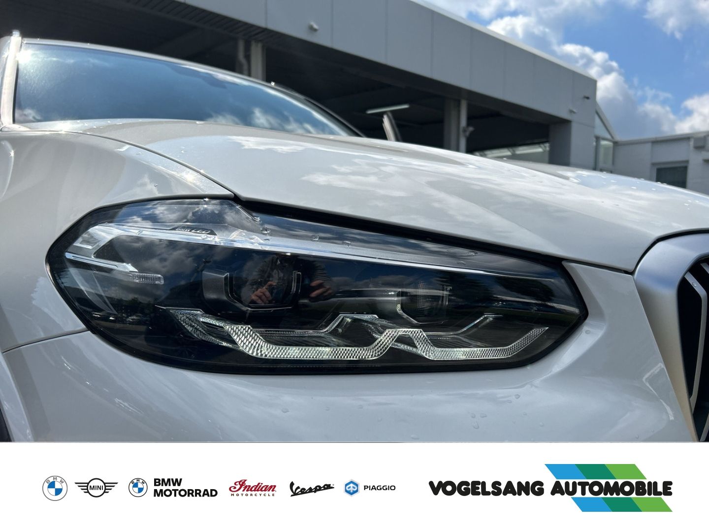 Fahrzeugabbildung BMW X3 20 d M Sport AHK Head-Up HiFi DAB LED