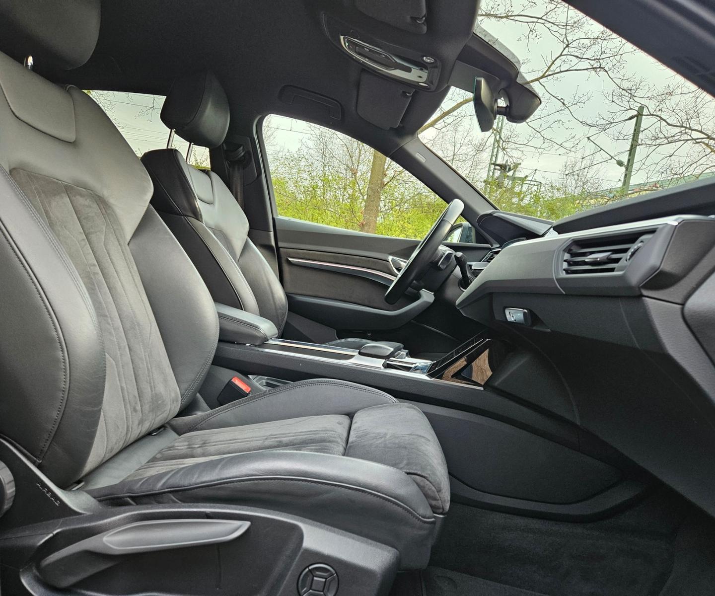 Audi e-tron Sportback 50 quattro S line VOLL GARANTIE, миниатюра 14