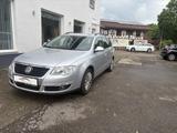 Volkswagen Passat Variant Comfortline - gebrauchte Volkswagen Passat Variant aus dem Jahr 2010