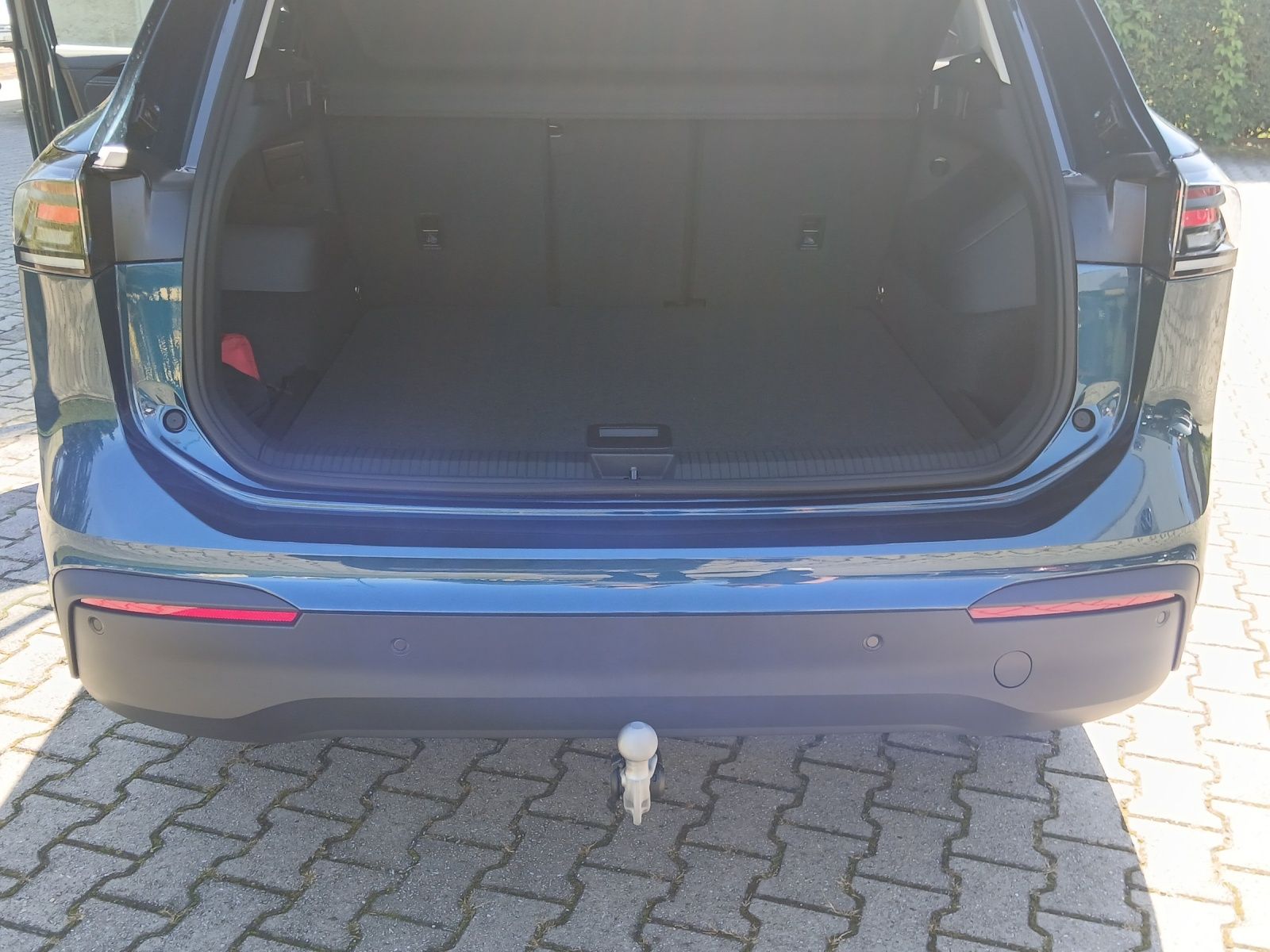 Fahrzeugabbildung Volkswagen Tiguan Energy eTSI DSG IQ.Light ACC AHK SH LRHzg