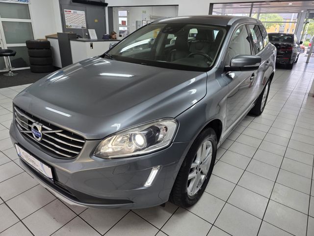 Volvo XC 60 Summum AWD LEDER*SHZ*PANO*NAVI*PDC*2.Hd.*