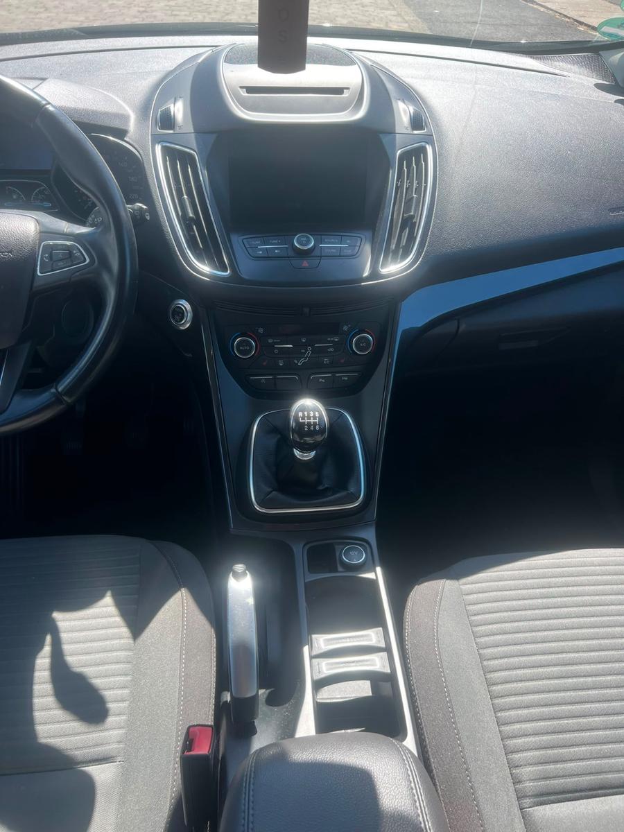 Ford Grand C-MAX 2015 — photo 15