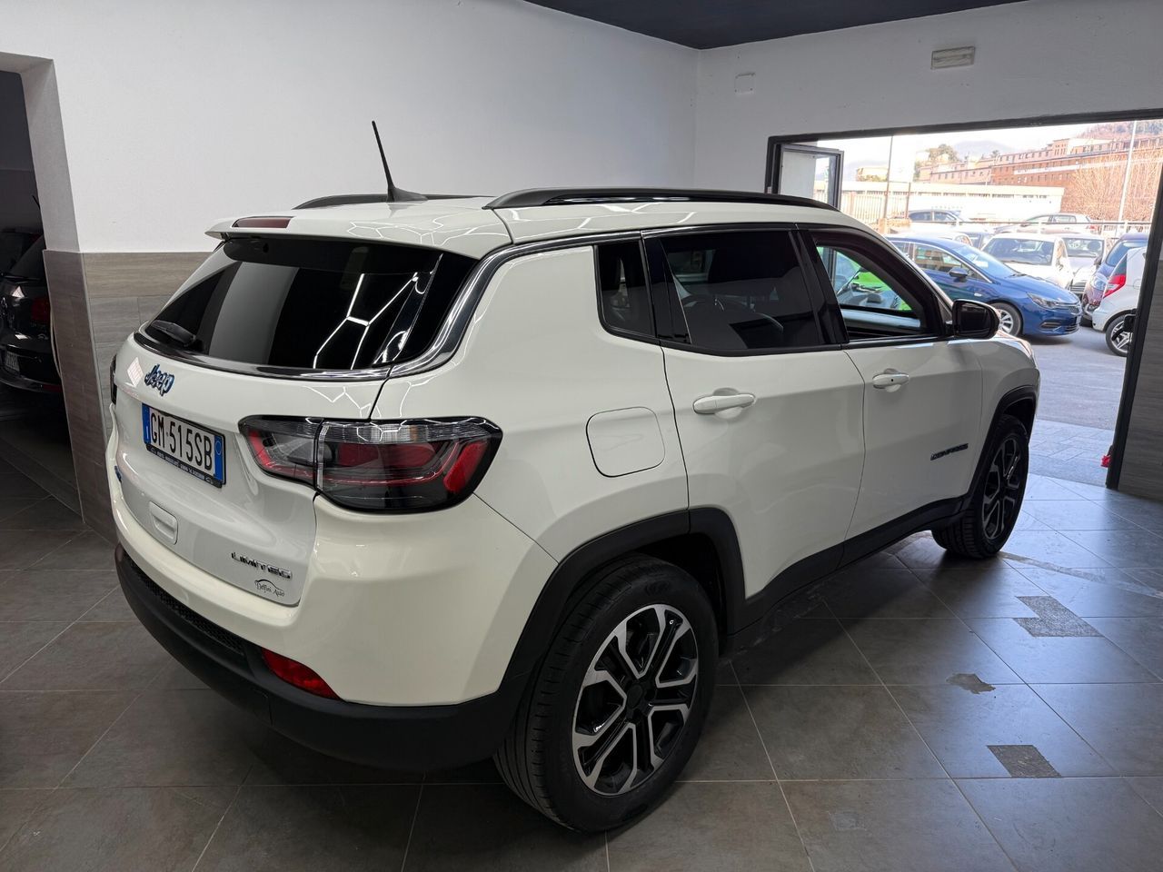 Jeep Compass 1.3 Turbo T4 190 CV PHEV AT6 4xe Li imagem 3