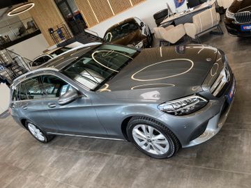 Mercedes-Benz C 200 C -Klasse T-Modell *LED*NAVI*AHK*TEMPOMAT*
